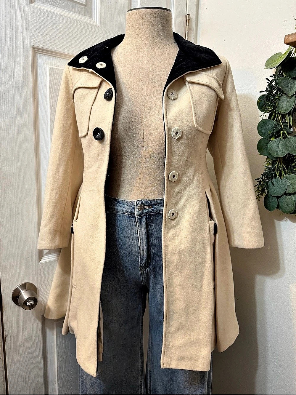 Laundry by Design Cream & Black Trench Coat